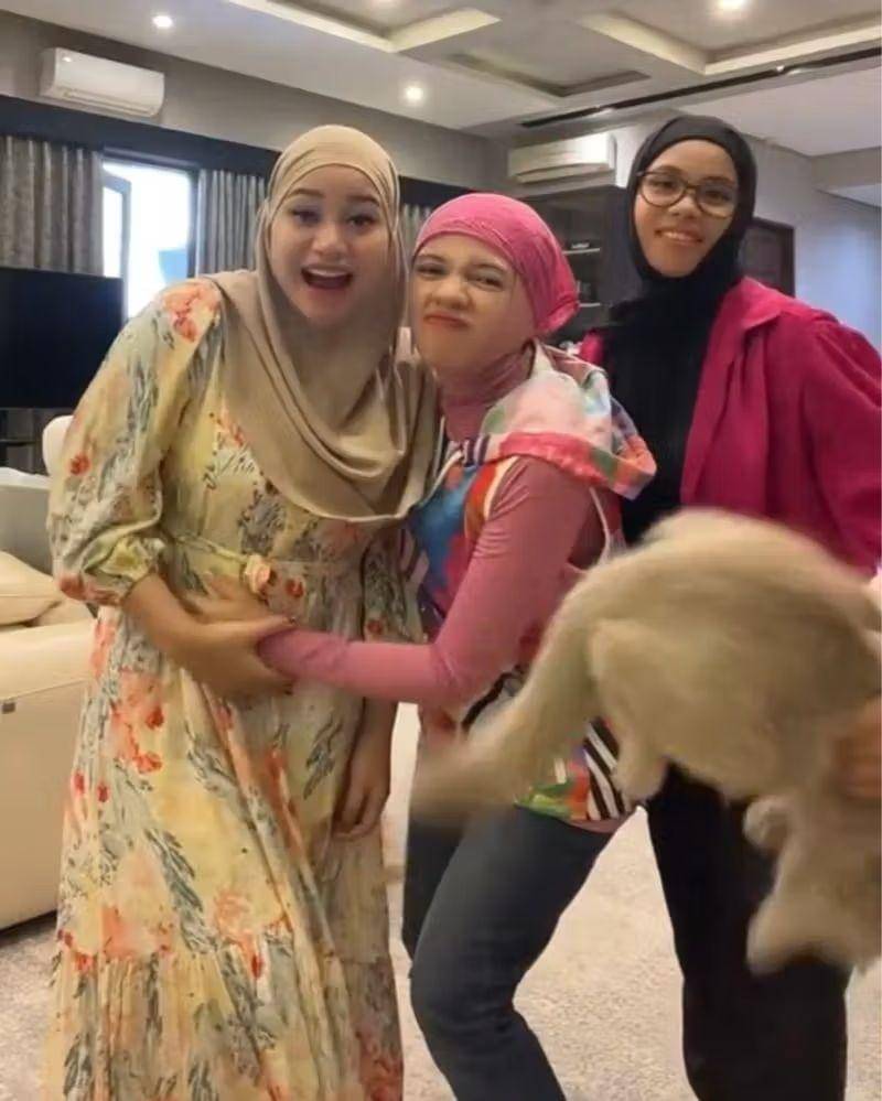 Instagram.com/genifaruk